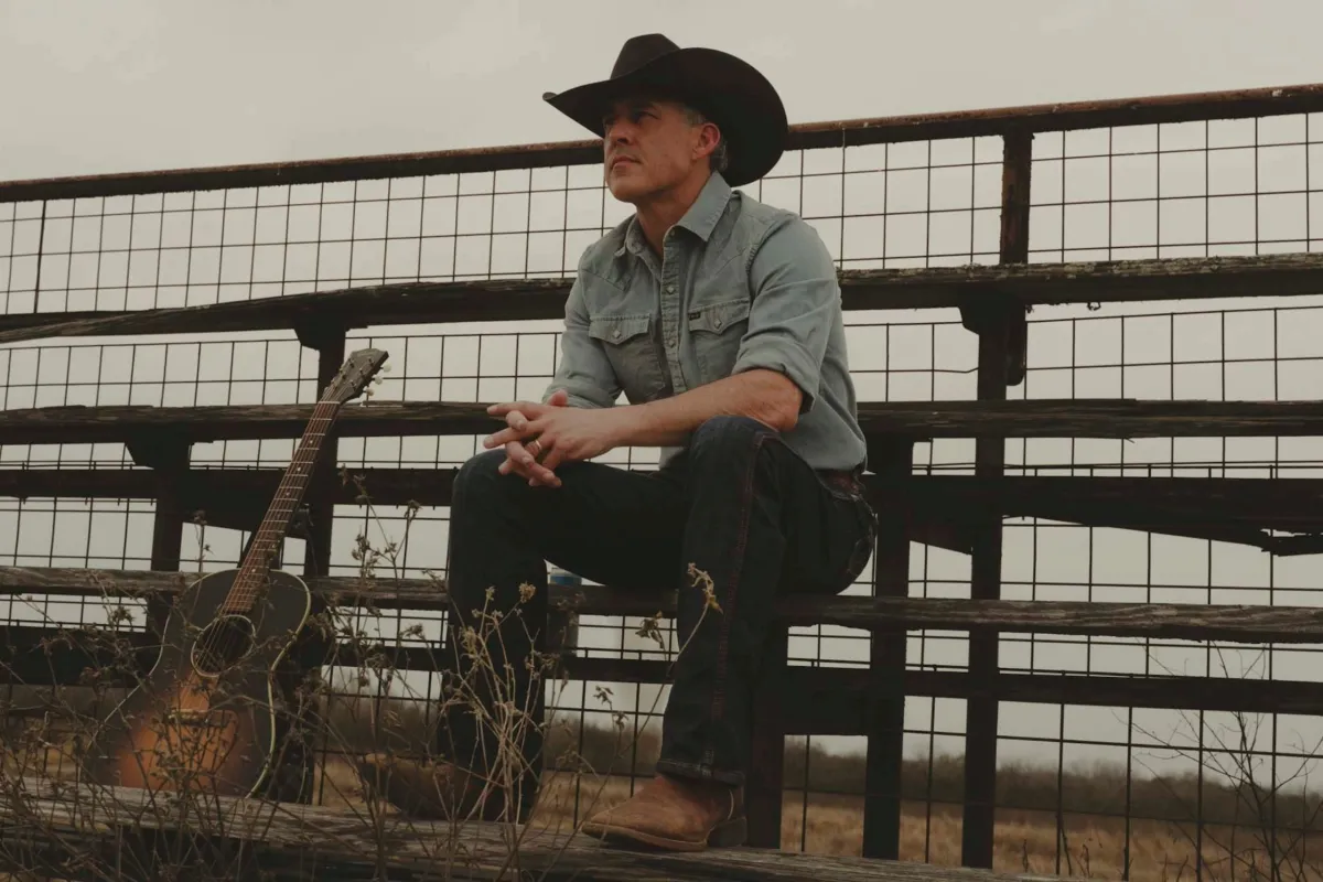 Aaron Watson: Horse Named Texas Tour w/ special guest Jake Watson